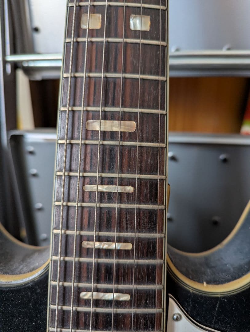 Honey エレキギター ブラック　ビザール