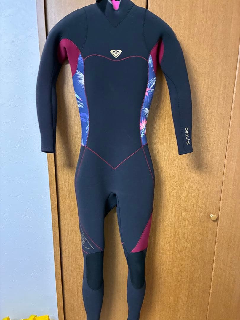 【美品】ROXY ウエットスーツ 3mm