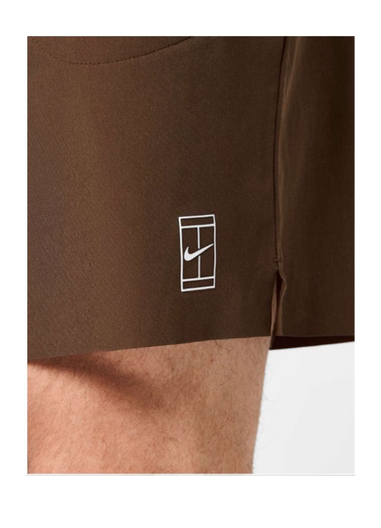 NIKEコート　ブラウン ショートパンツ サイズS テニスウェア