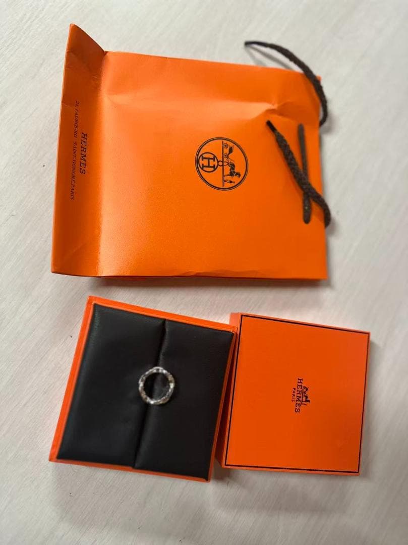 GUCCI グッチ スネークプリント 長財布 ブラウン