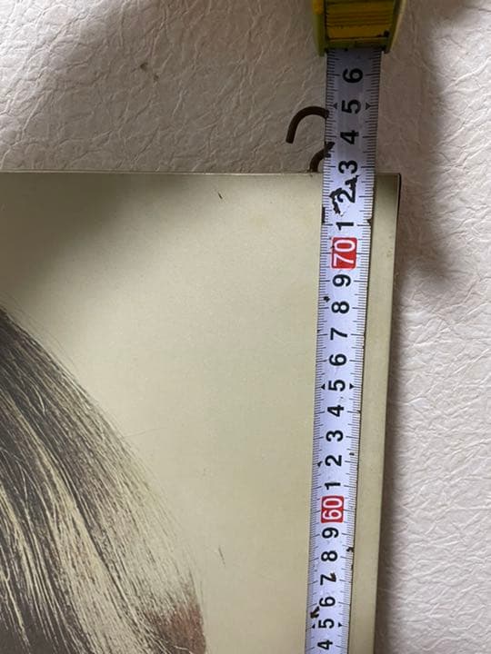 山口百恵　フック付き壁掛け　レア