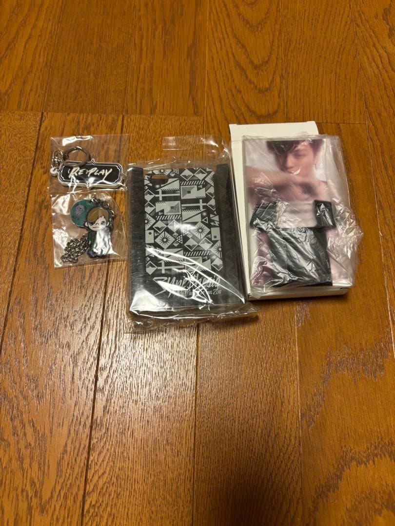 三浦大知君のグッズ Tシャツとタオルセットとオマケ