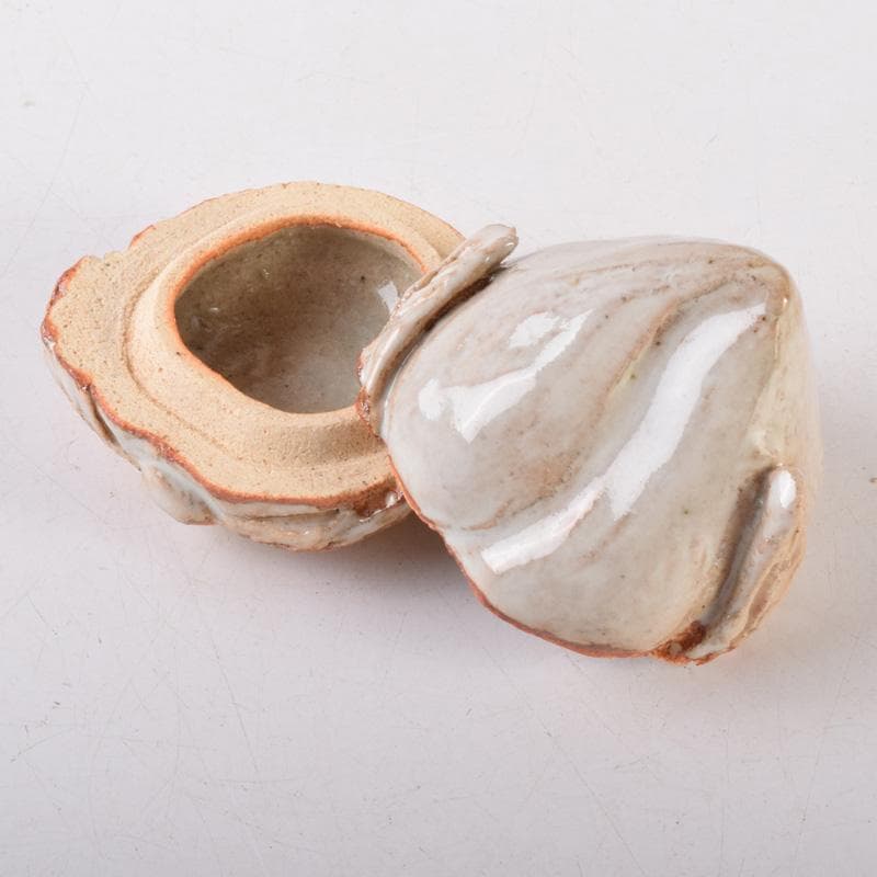 茶道具　萩焼　凌雲窯　小久保凌雲作　桃形　香合　共箱　V　8101