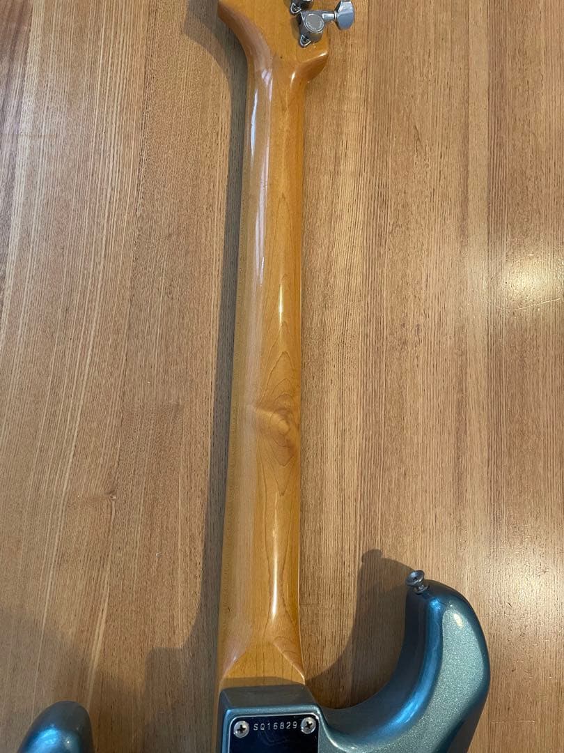 Squier by Fender SQシリアル　ストラトキャスター