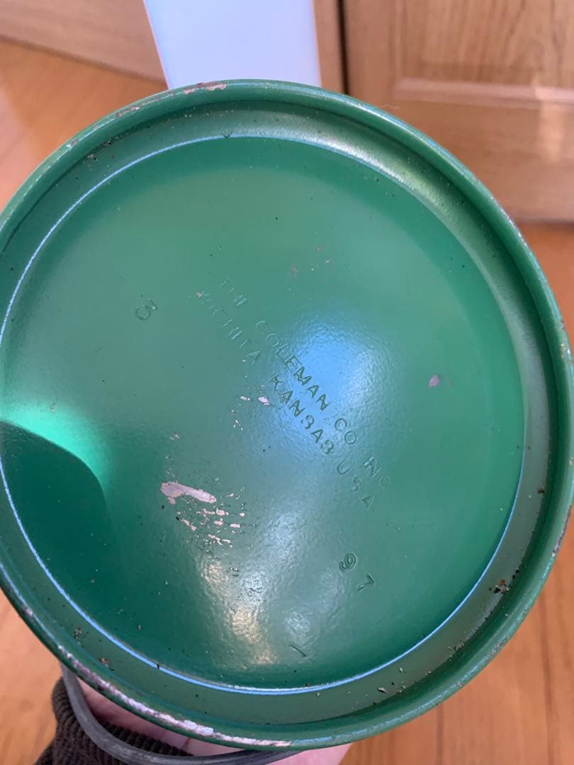 美品　Coleman ランタン コールマン　カエル　おまけ付き　ケース　蛙色