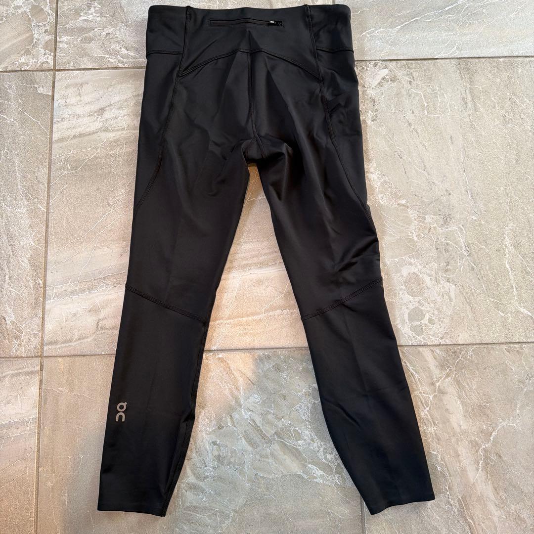 ON レディース　M パフォーマンスタイツ7/8 レギンス　スパッツ ランニング