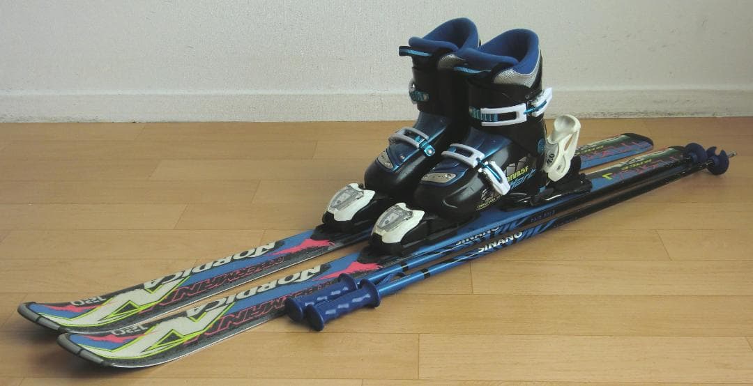 ■送料無料■ノルディカ＋Hart■子供用スキーセット■板120靴22■WAX済■