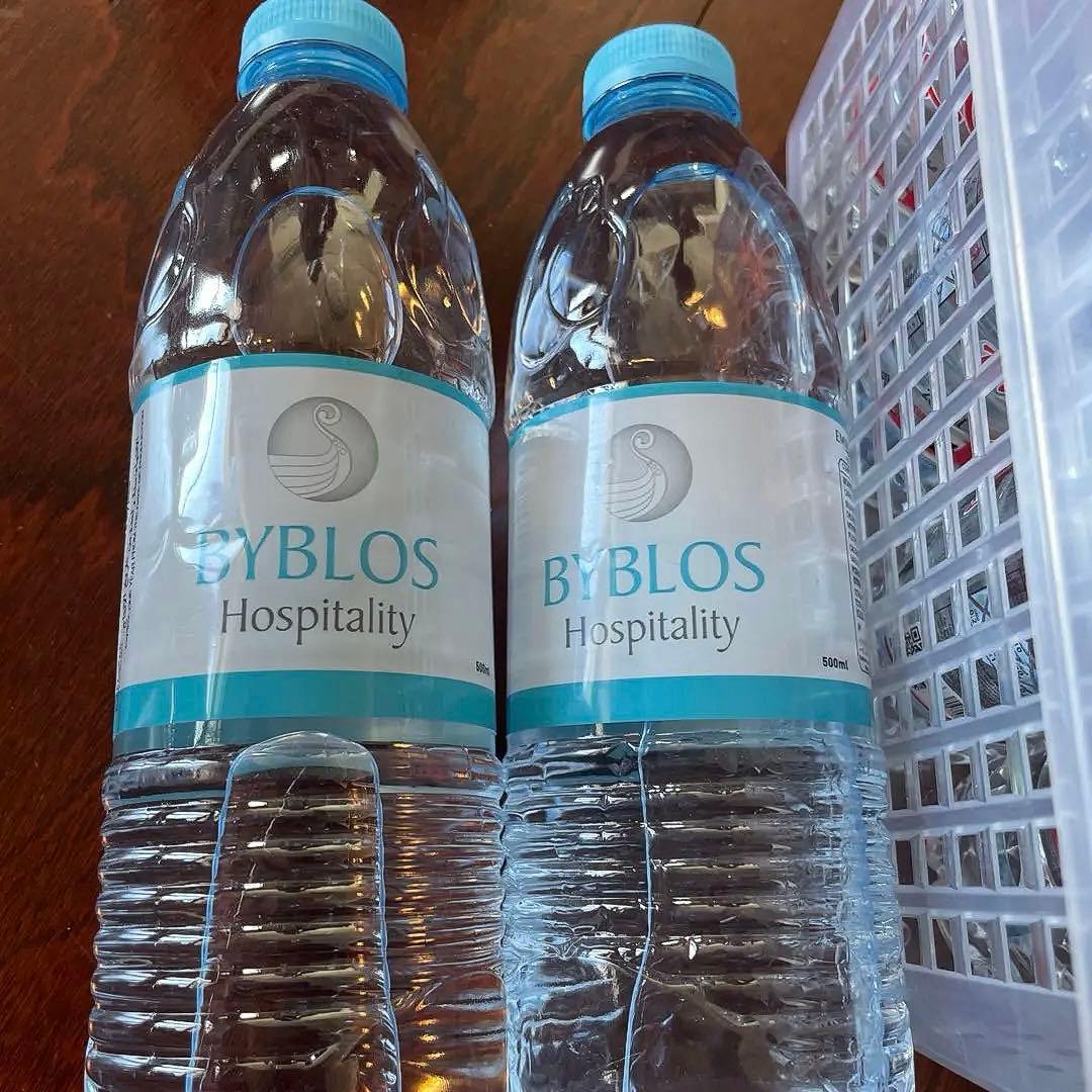 Mai Dubai ミネラルウォーター 18他2本➕おまけ台湾水2本