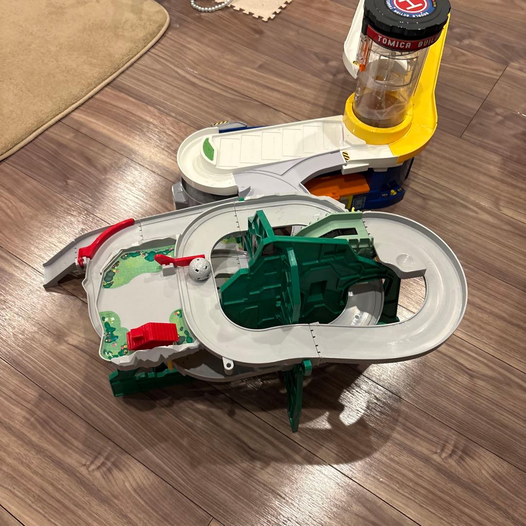 トミカ ダブルアクショントミカビル トンネルくぐって！やまのぼりドライブ セット