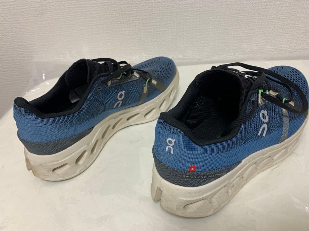 ウォーキング・ランニングウェア On cloudeclipse 27.5cm