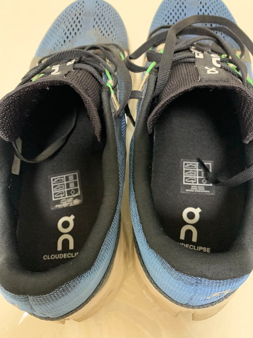 ウォーキング・ランニングウェア On cloudeclipse 27.5cm