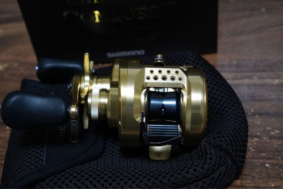 美品SHIMANO 21カルカッタコンクエスト101HG