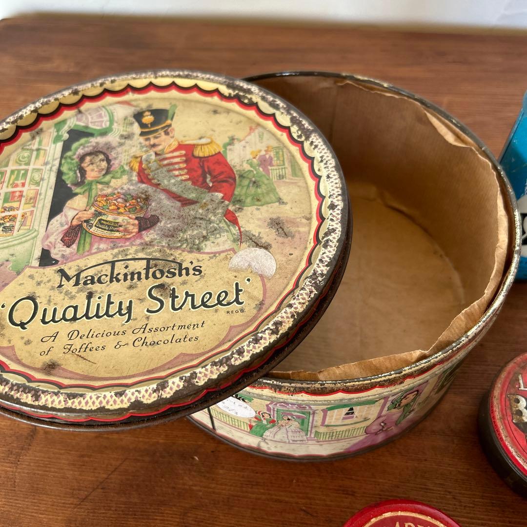 英国アンティークQality Street他　丸型ティン缶7点セット