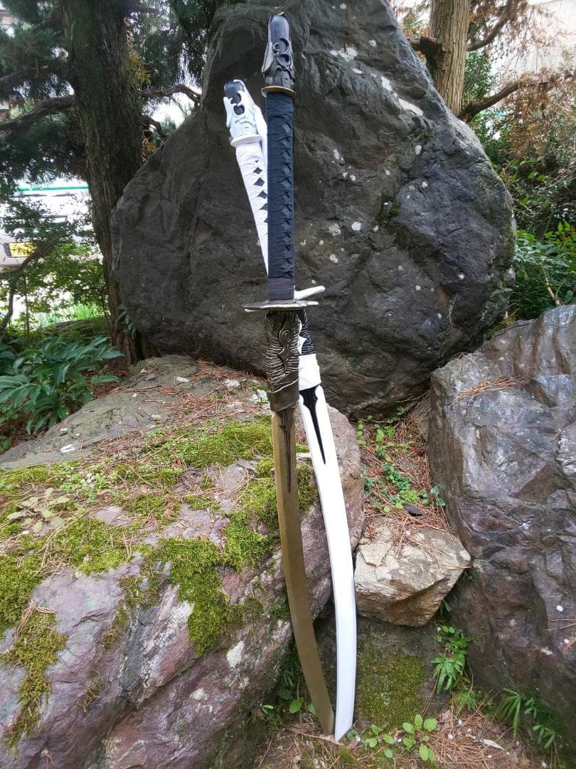 ニーヤ　白の契約黒の誓約セット　NieR:Automata　コスプレ小道具　剣