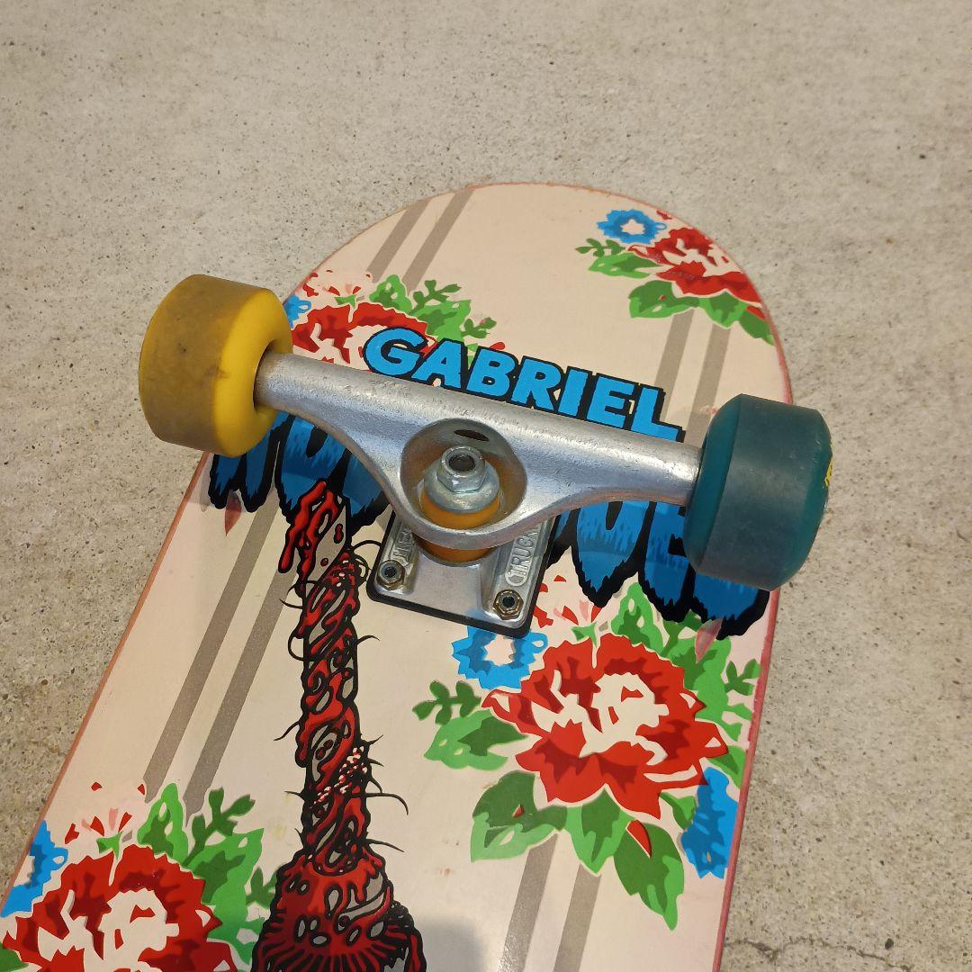 スケボー コンプリート 8.9インチ