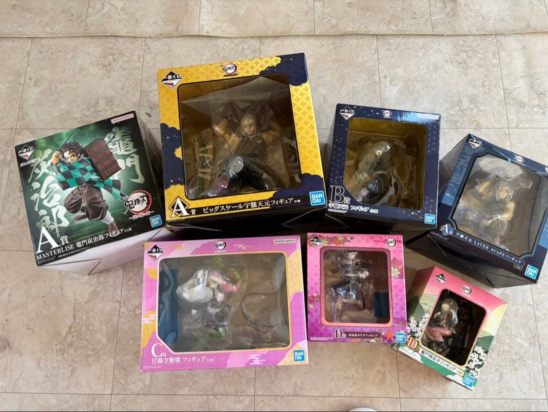 鬼滅の刃 一番くじ フィギュア 宇髄天元　竈門炭治郎 竈門禰豆子 甘露寺蜜璃