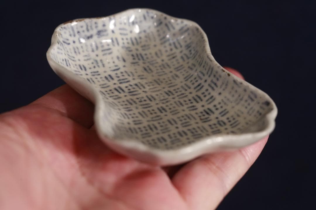 308　古伊万里染付紙摺印判更紗文様豆皿　無疵美品　江戸前期