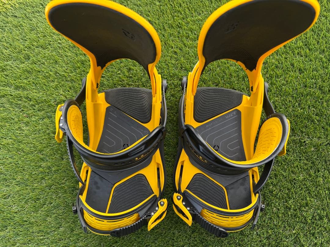 24-25 UNION ULTRAスノーボードビンディング イエロー/ブラック