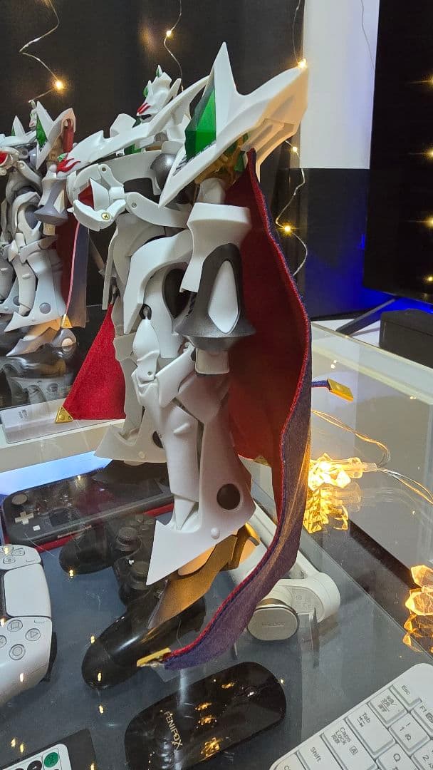 SHE 変形エスカフローネ