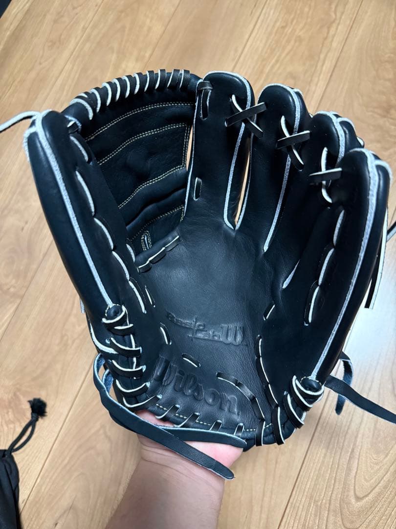 ウィルソン　軟式投手用グラブ