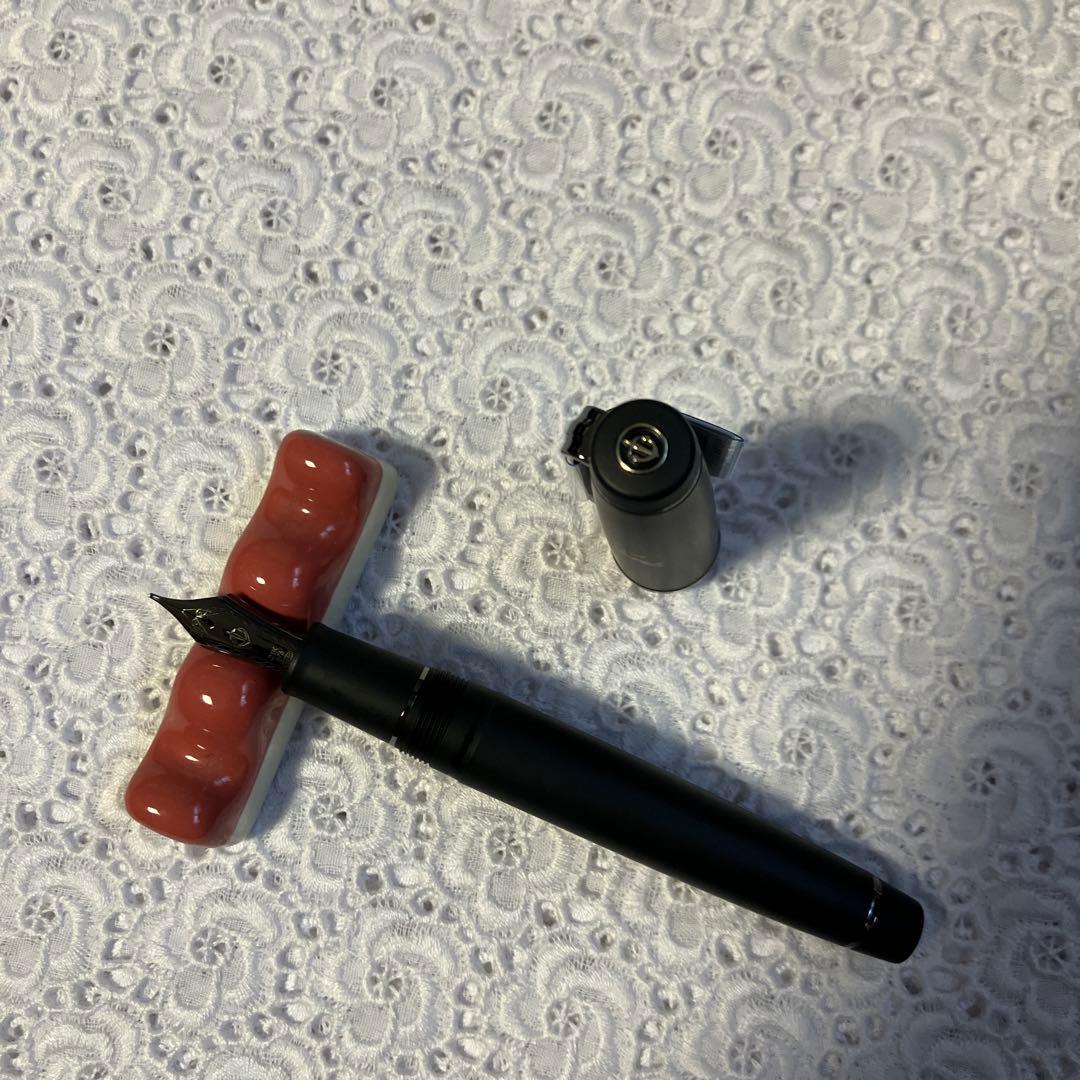 【万年筆】セーラー　プロフェッショナルギア　インペリアルブラック　M 21金