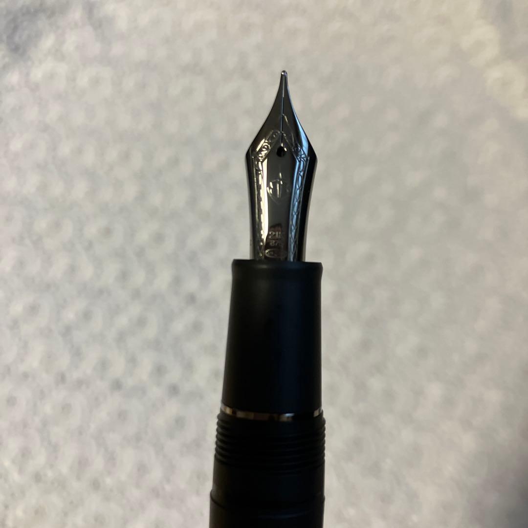 【万年筆】セーラー　プロフェッショナルギア　インペリアルブラック　M 21金