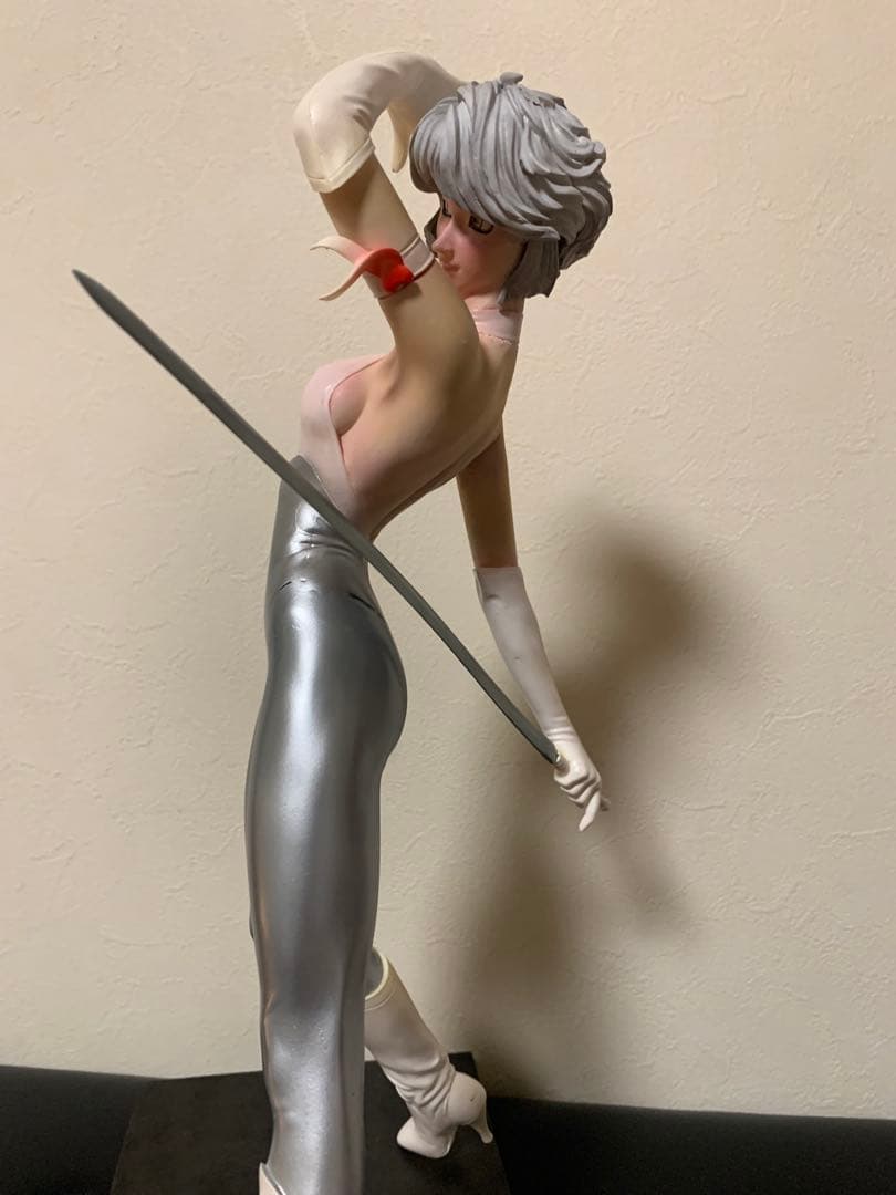 ボークス キューティーハニー 1/4 原作版 ガレージキット 完成品