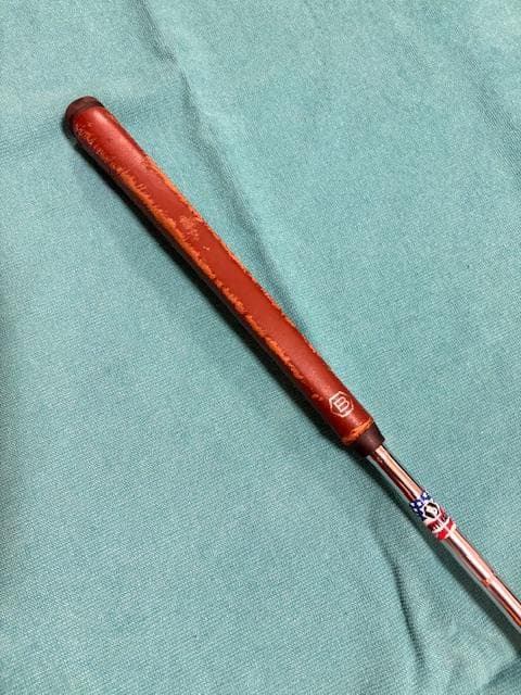 ベティナルディ モデル RJB シグネチャー スラント 110/330 限定版