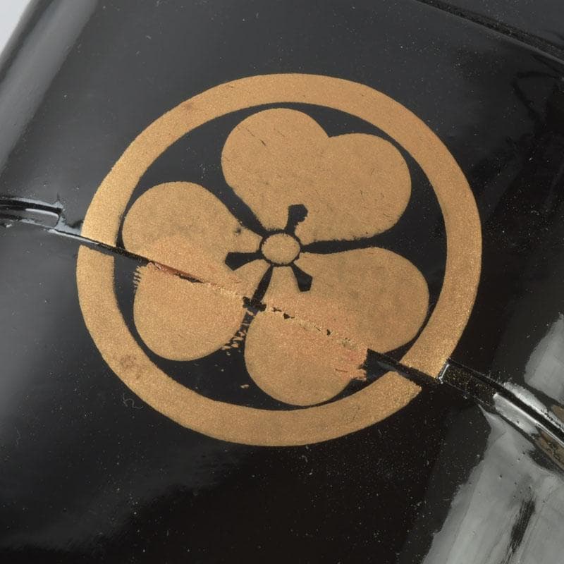 時代提げ物　黒漆　三つ葉葵蒔絵　印籠　薬入　根付　緒締め玉　C　9455