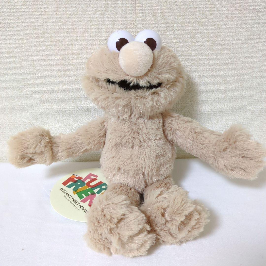 セサミストリートマーケット 限定 ぬいぐるみ 完売 クッキーモンスター&エルモ
