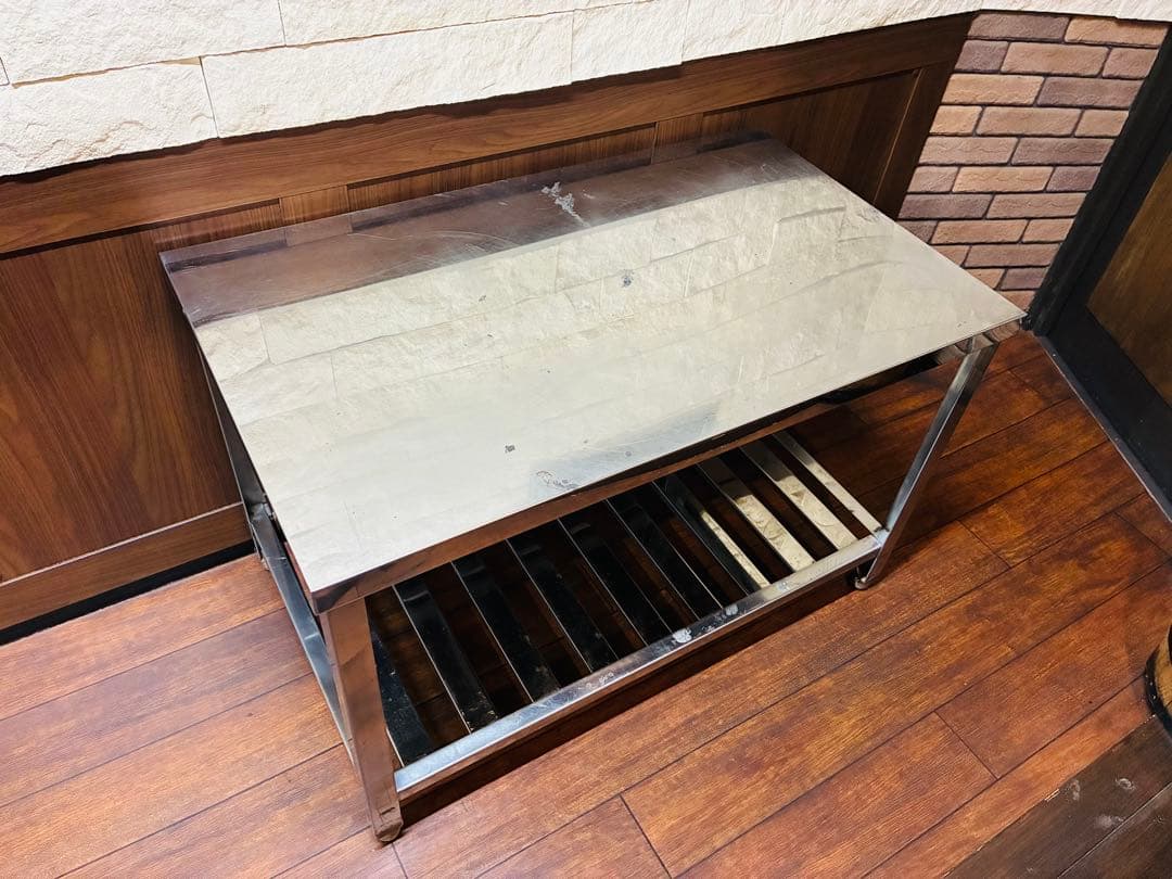 ★ 引取歓迎！業務用ステンレス作業台 100cm幅★