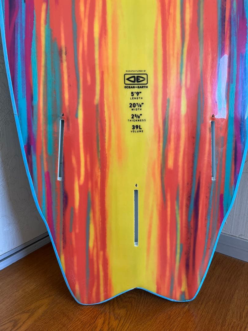 マークリチャードエポキシソフトボード 5.9フィート　ツインフィン付き