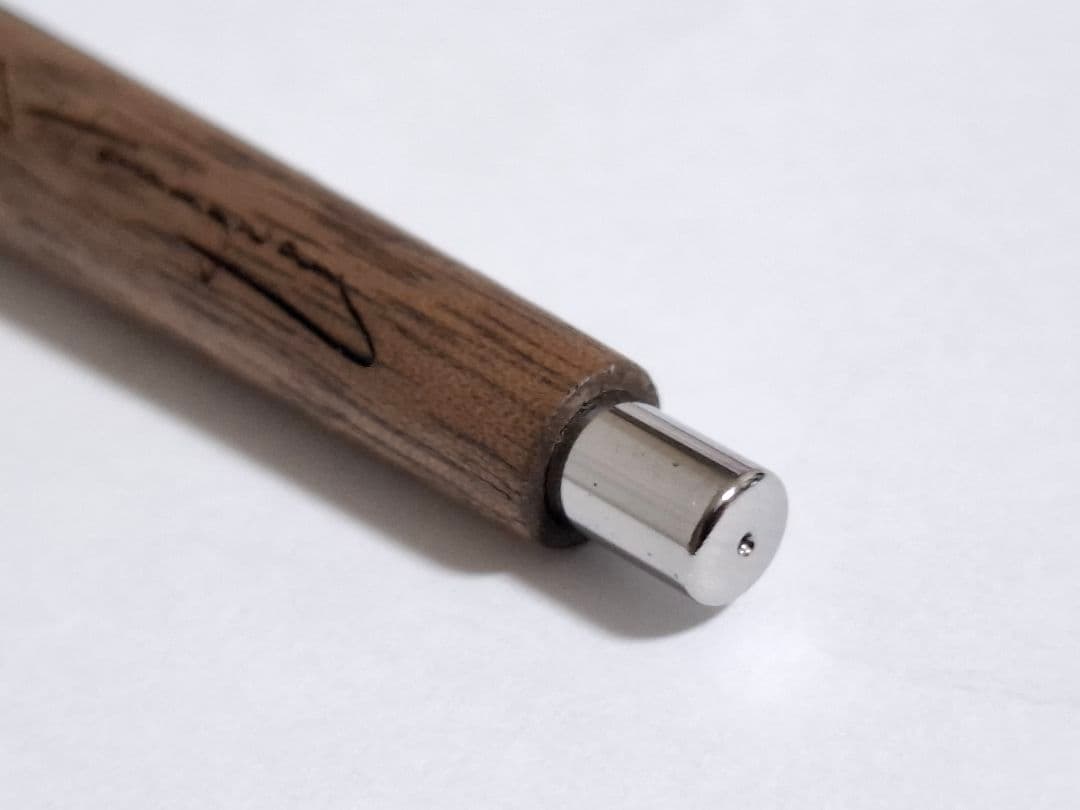 ほぼ未使用　ニコラス・ヘミングウェイ 芯ホルダー　２㎜　ウォルナット