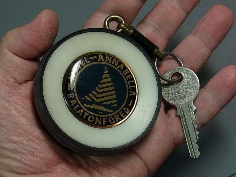 《東欧リゾート》ハンガリー ヴィンテージ バラトンフレド ホテルタグ＆キー