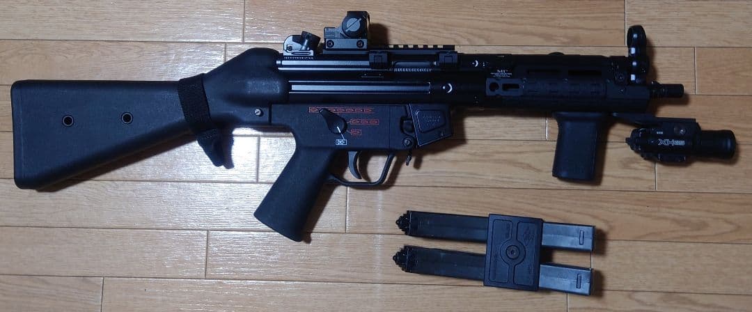 東京マルイ 次世代電動ガン MP5 A4