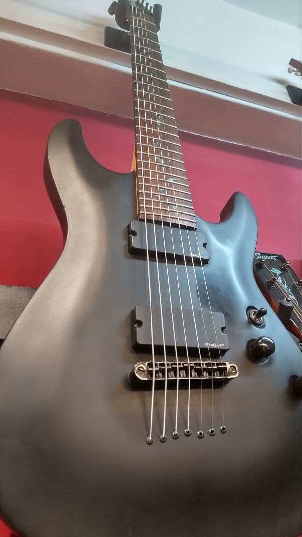 【SCHECTER】 Damien 7 Satin Black 7弦エレキギター