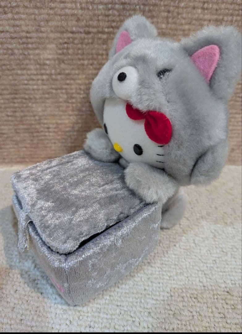 北海道限定　ハローキティ　ギンギツネ　ぬいぐるみ2004年　ぬいぐるみ小物入れ