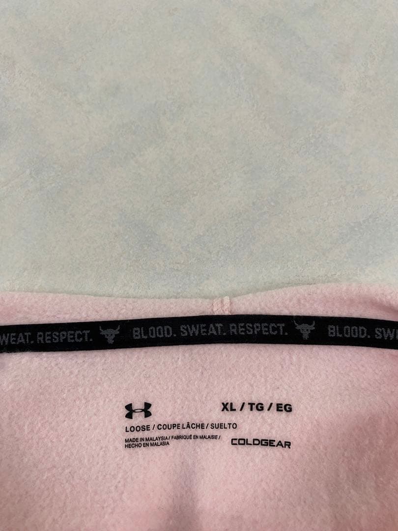 UNDER ARMOUR プロジェクト・ロック ノースリーブパーカー サイズXL