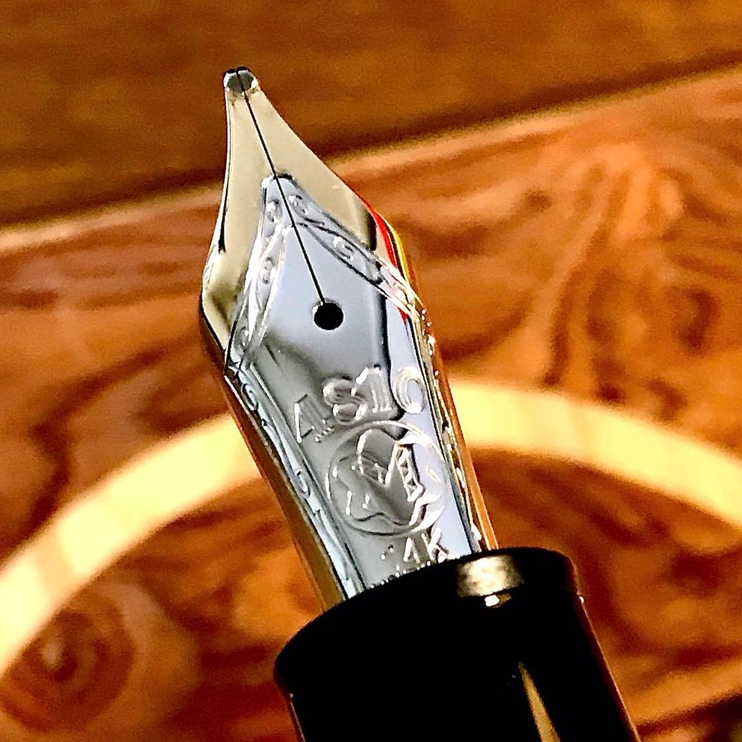 ☆最高の万年筆☆美しいモンブランマイスターシュテック146プラチナライン(B)