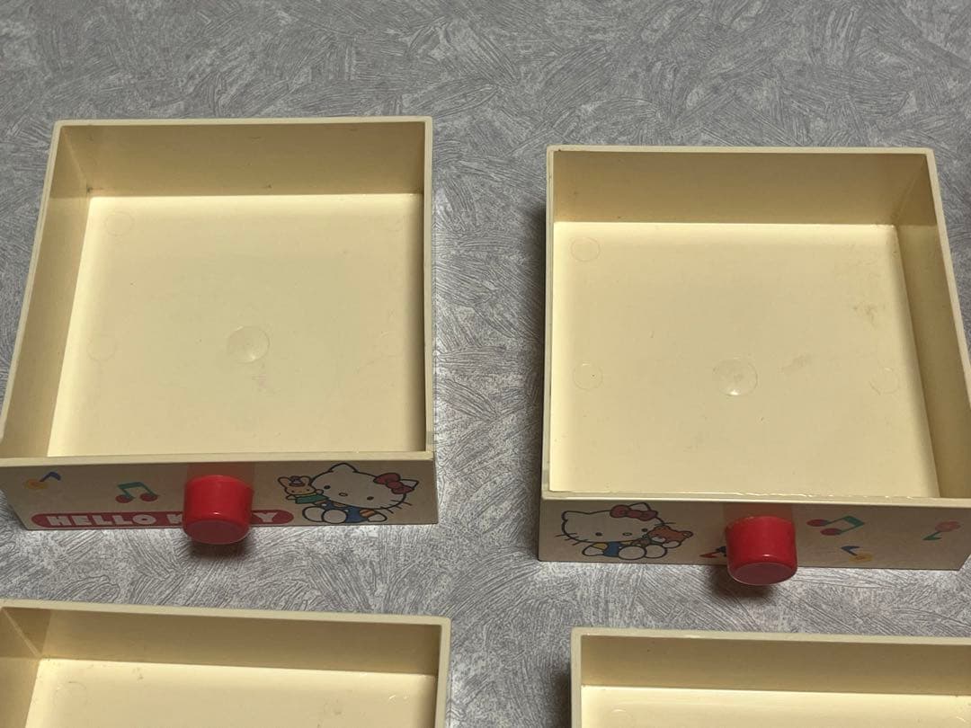 HELLO KITTY ハローキティ　 ミニチェスト レトロ