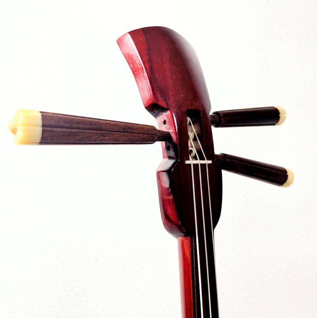 美品　沖縄三味線　本皮　ゆし木　真壁型