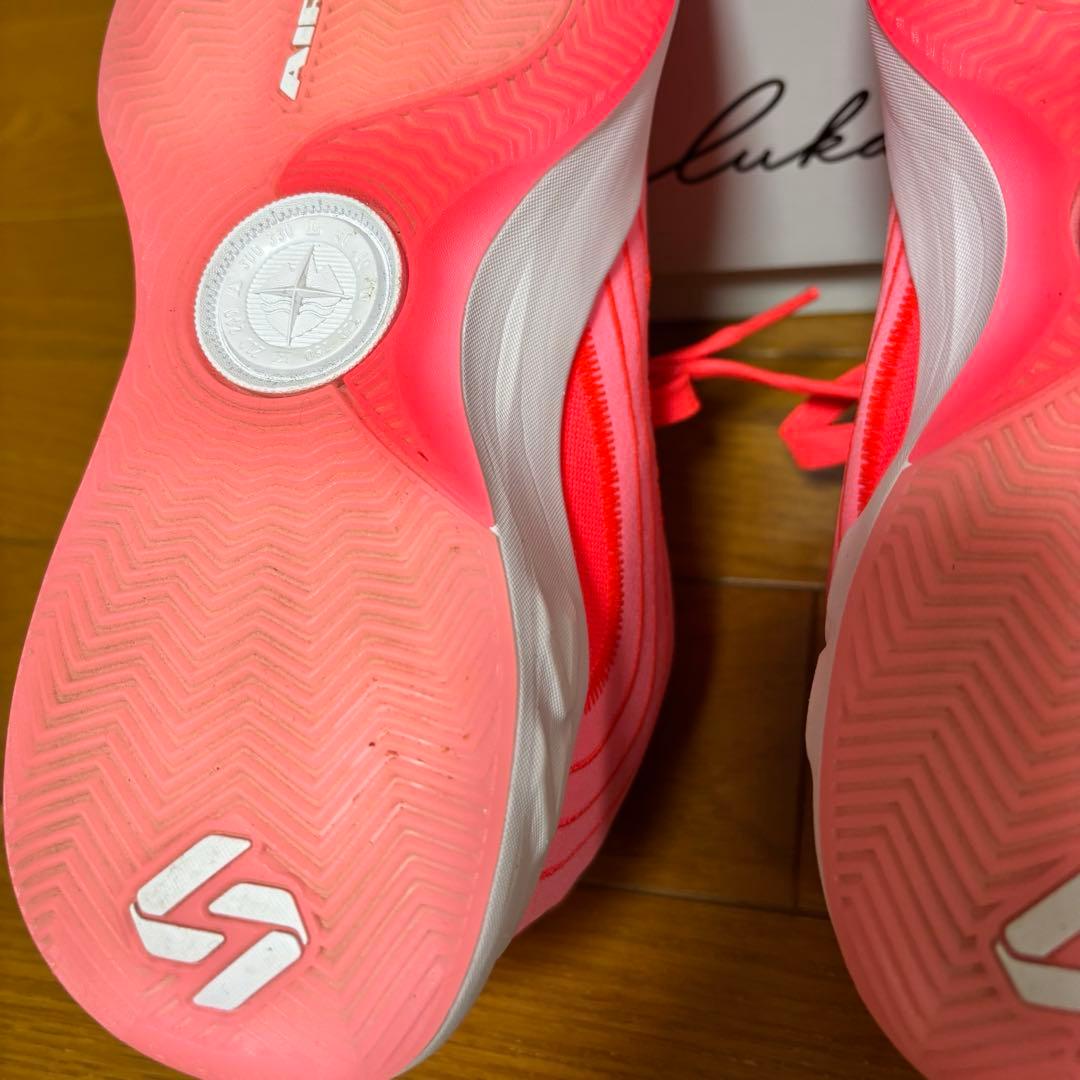 Jordan Luka 4 ピンク23cm