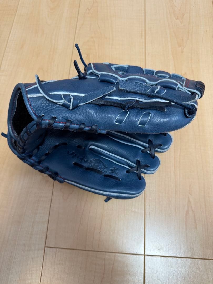 ハタケヤマ　一般軟式和牛（2022年）グラブ　投手用