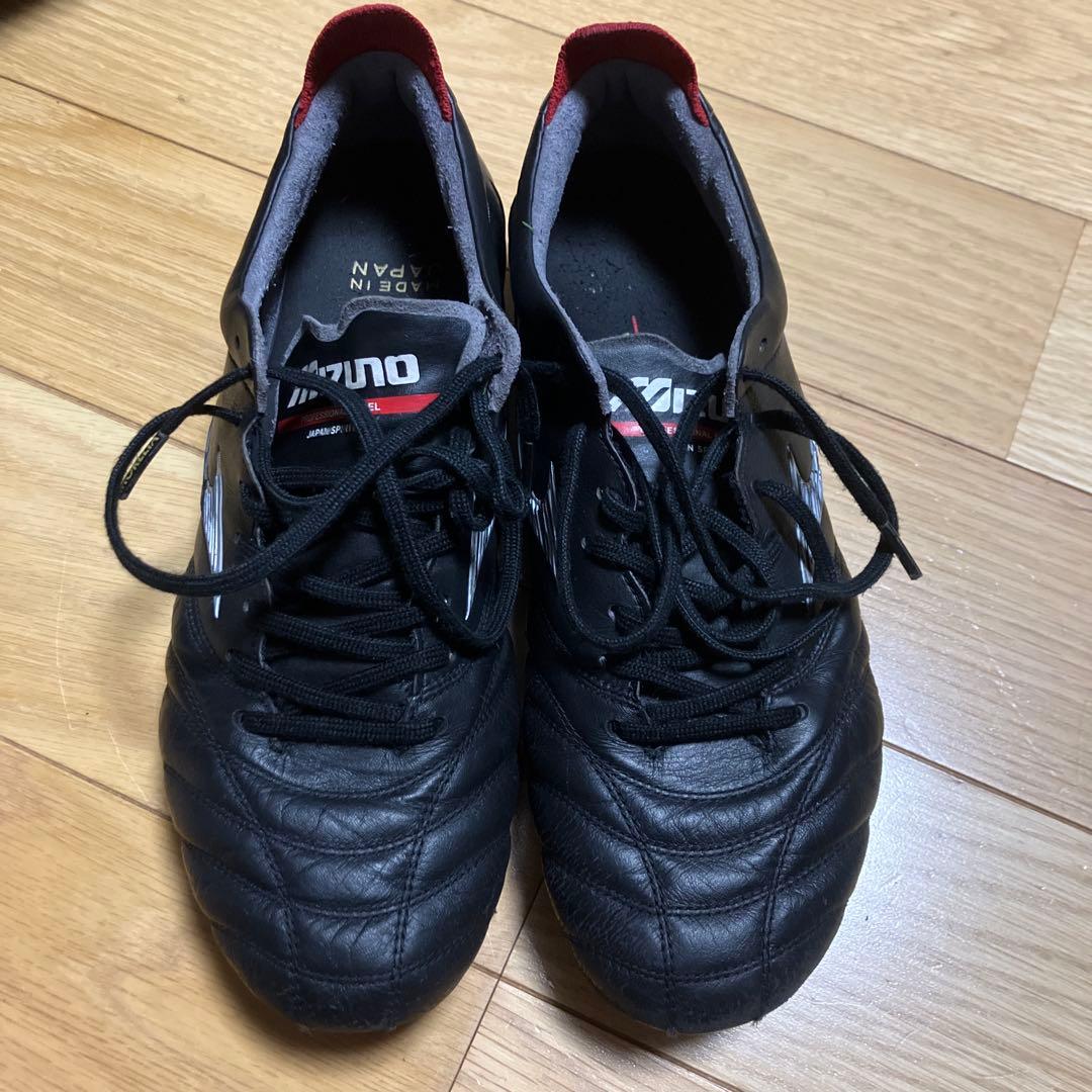 ミズノモレリアネオ4ブラック