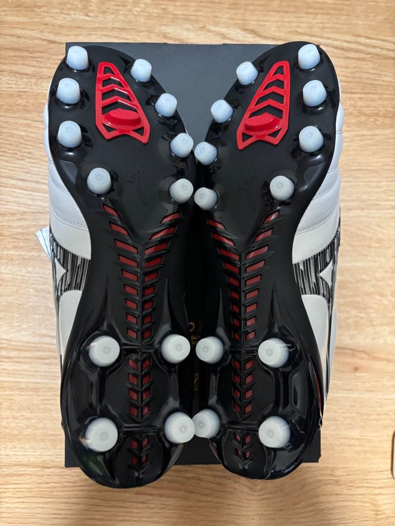 ミズノサッカースパイク　モレリアネオ4