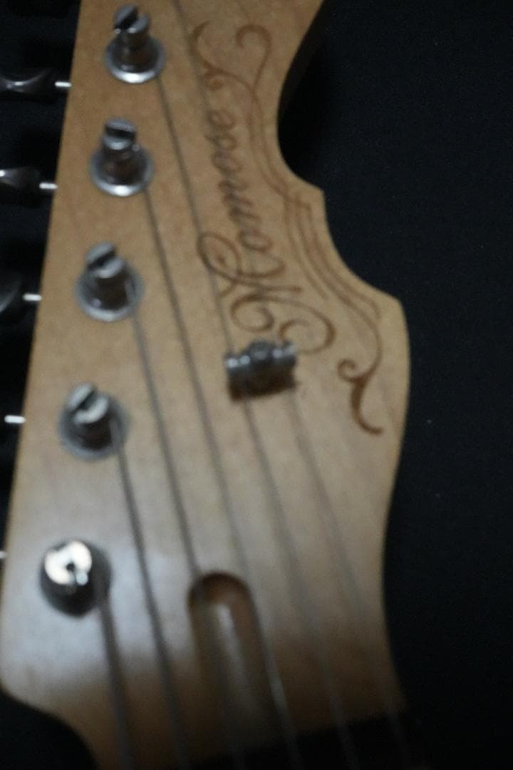 momose ジャズマスター　コリーナボディ