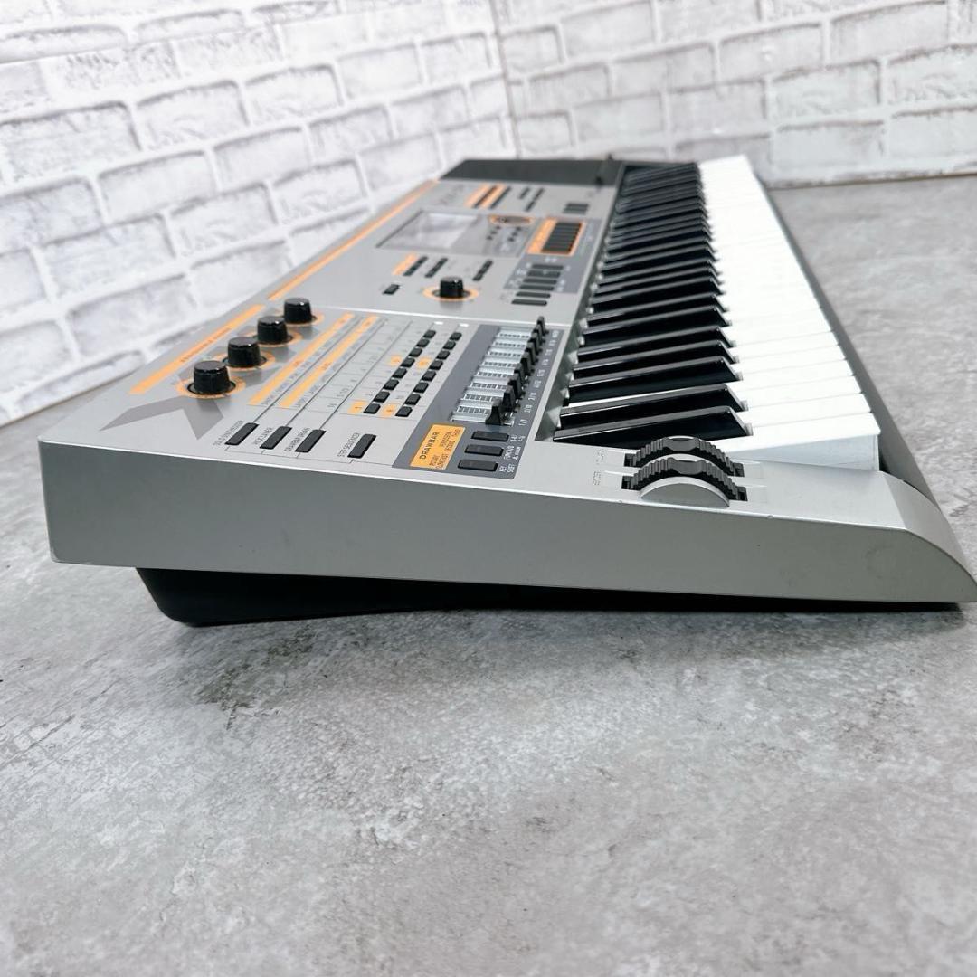 希少　CASIO XW-P1 シンセサイザー 61鍵盤　軽量　ソフトケース　廃盤