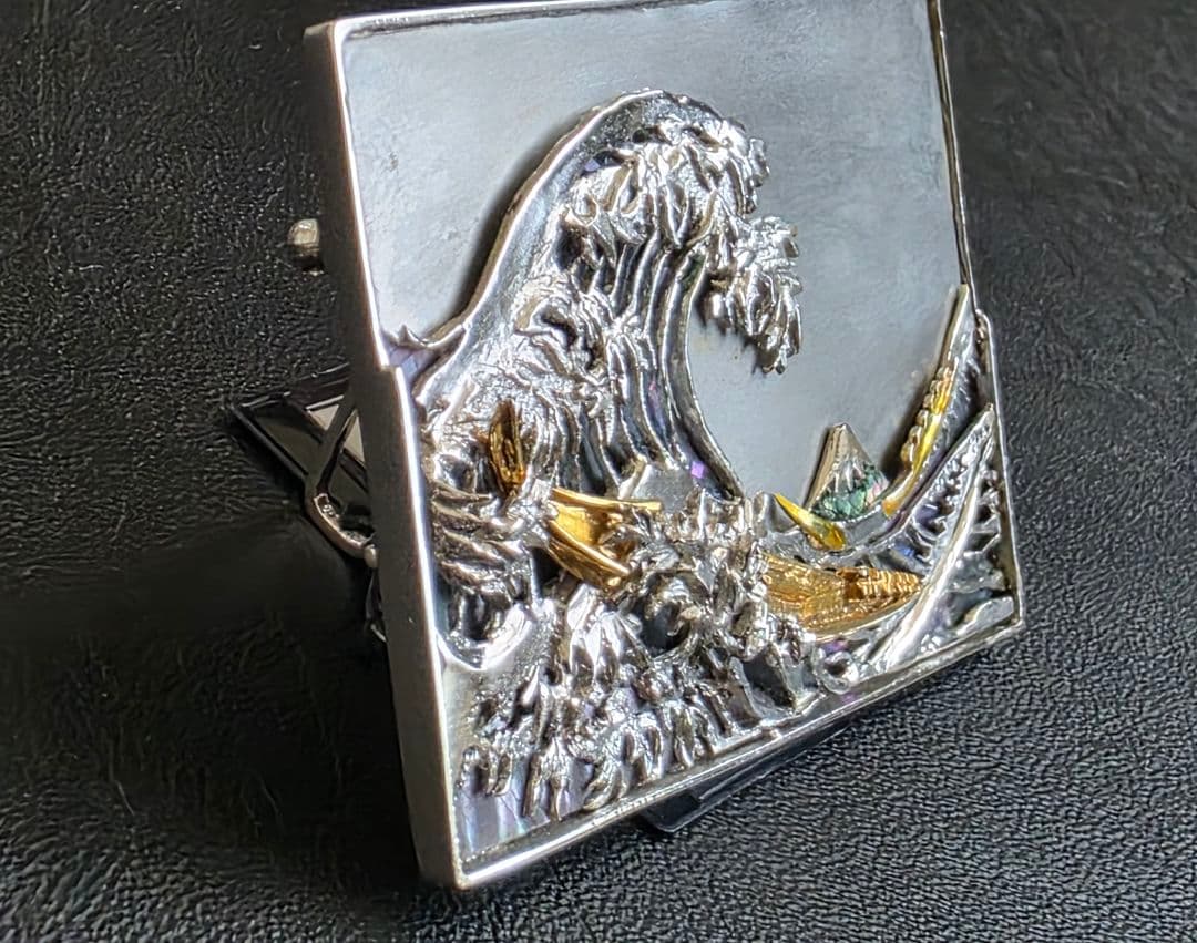 【希少】Shyo Miyama 銀製 ブローチ／インテリアスタンド（北斎)