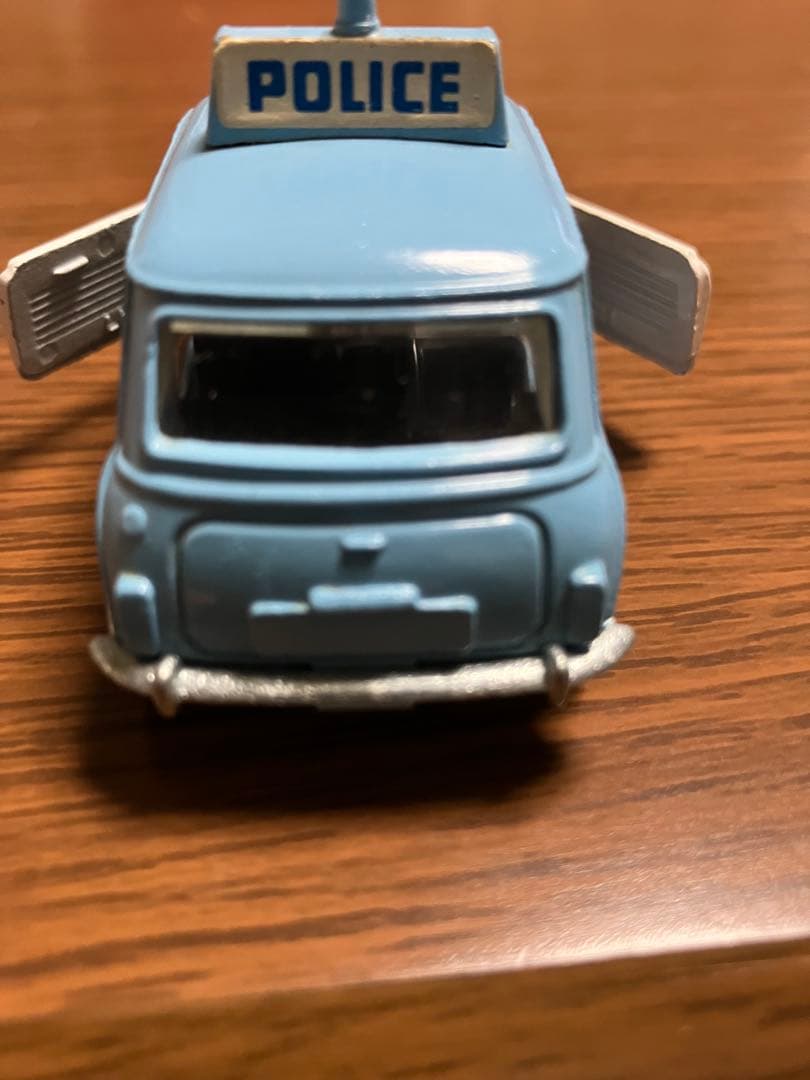 DINKY TOYS MINI CLUBMAN POLICE ミニクラブマン