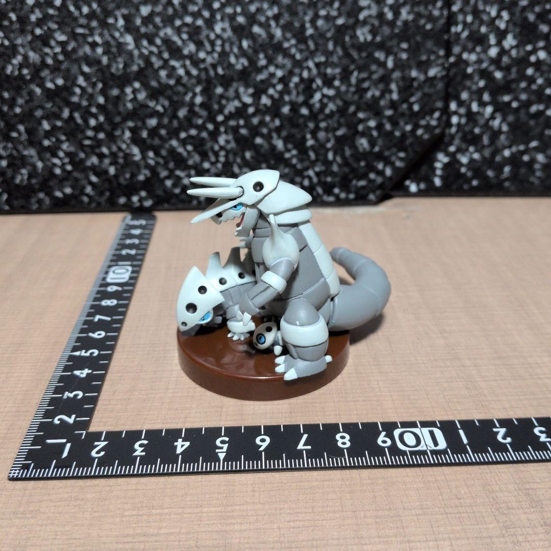 ポケモン　立体ポケモン図鑑　ココドラ　コドラ　ボスゴドラ